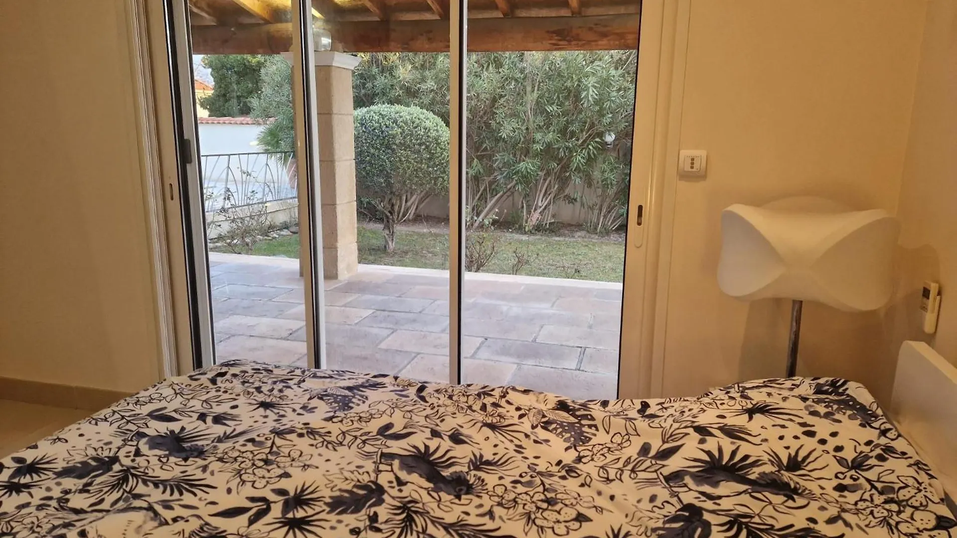 Villa Maison Suites Parentales Piscine Clim Entraigues-sur-la-Sorgue France